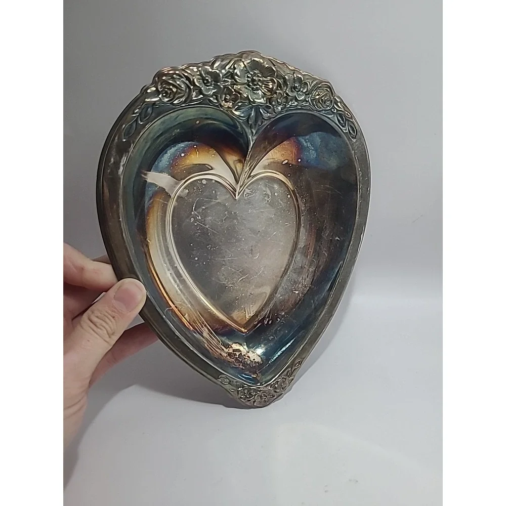 Vintage Heart Shaped‎ Silver Trinket Key Tray Floral Pattern Laurel Mist